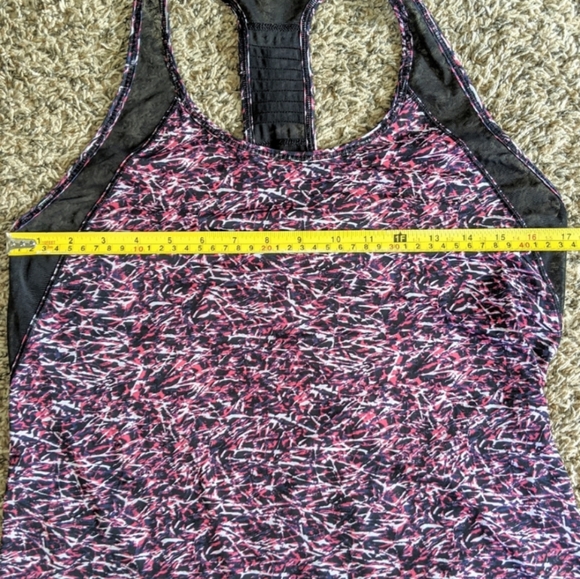 Lululemon Sunshine Salutation Tank - Size 6 - Picture 5 of 11